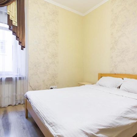 Квартира Подобово Біля Площі Ринок Вулиця Староєврейська 17 Leópolis Exterior foto