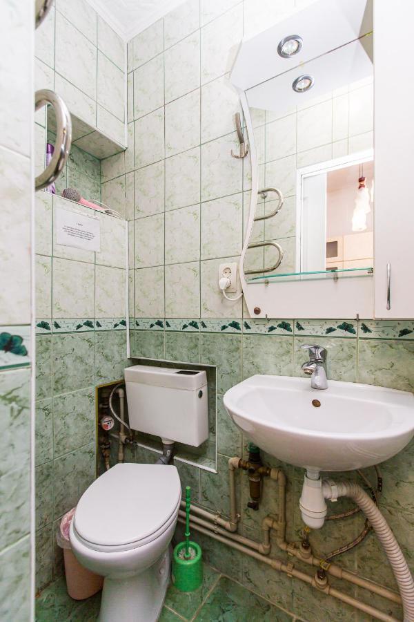 Квартира Подобово Біля Площі Ринок Вулиця Староєврейська 17 Leópolis Exterior foto