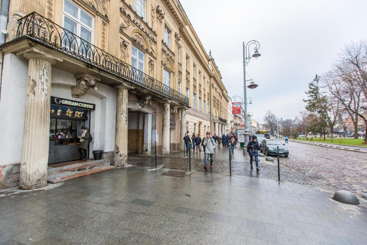 Квартира Подобово Біля Площі Ринок Вулиця Староєврейська 17 Leópolis Exterior foto