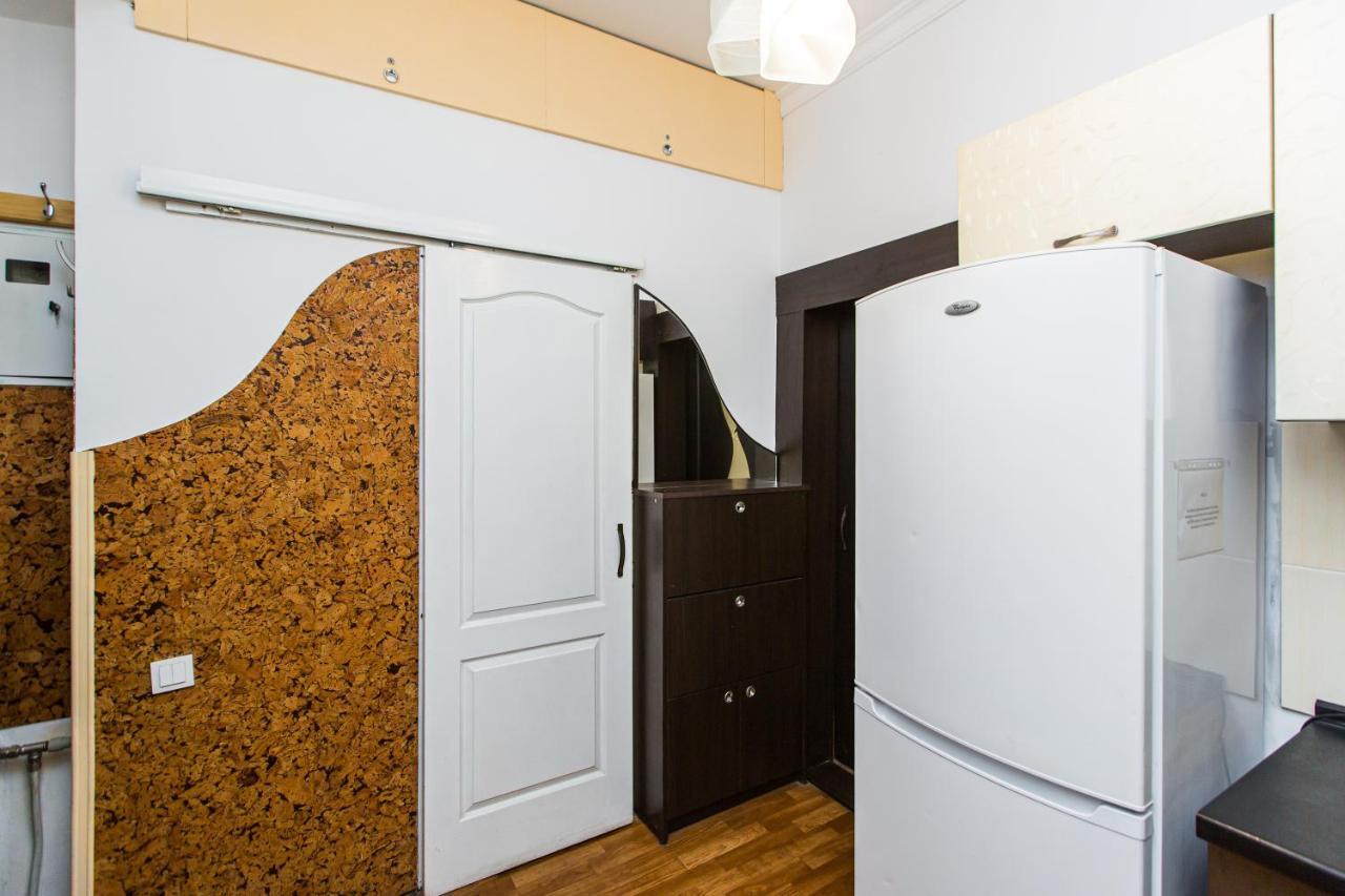Квартира Подобово Біля Площі Ринок Вулиця Староєврейська 17 Leópolis Exterior foto