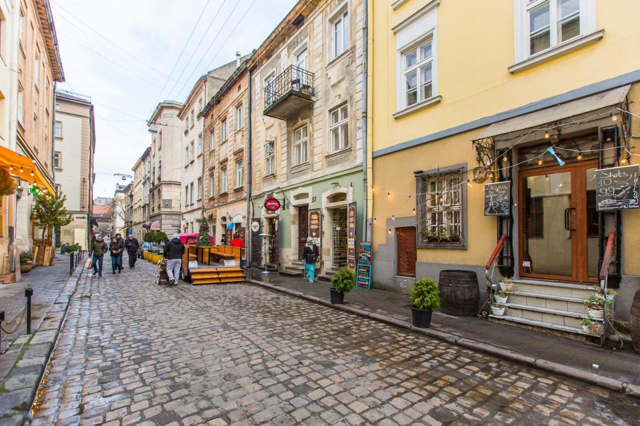 Квартира Подобово Біля Площі Ринок Вулиця Староєврейська 17 Leópolis Exterior foto
